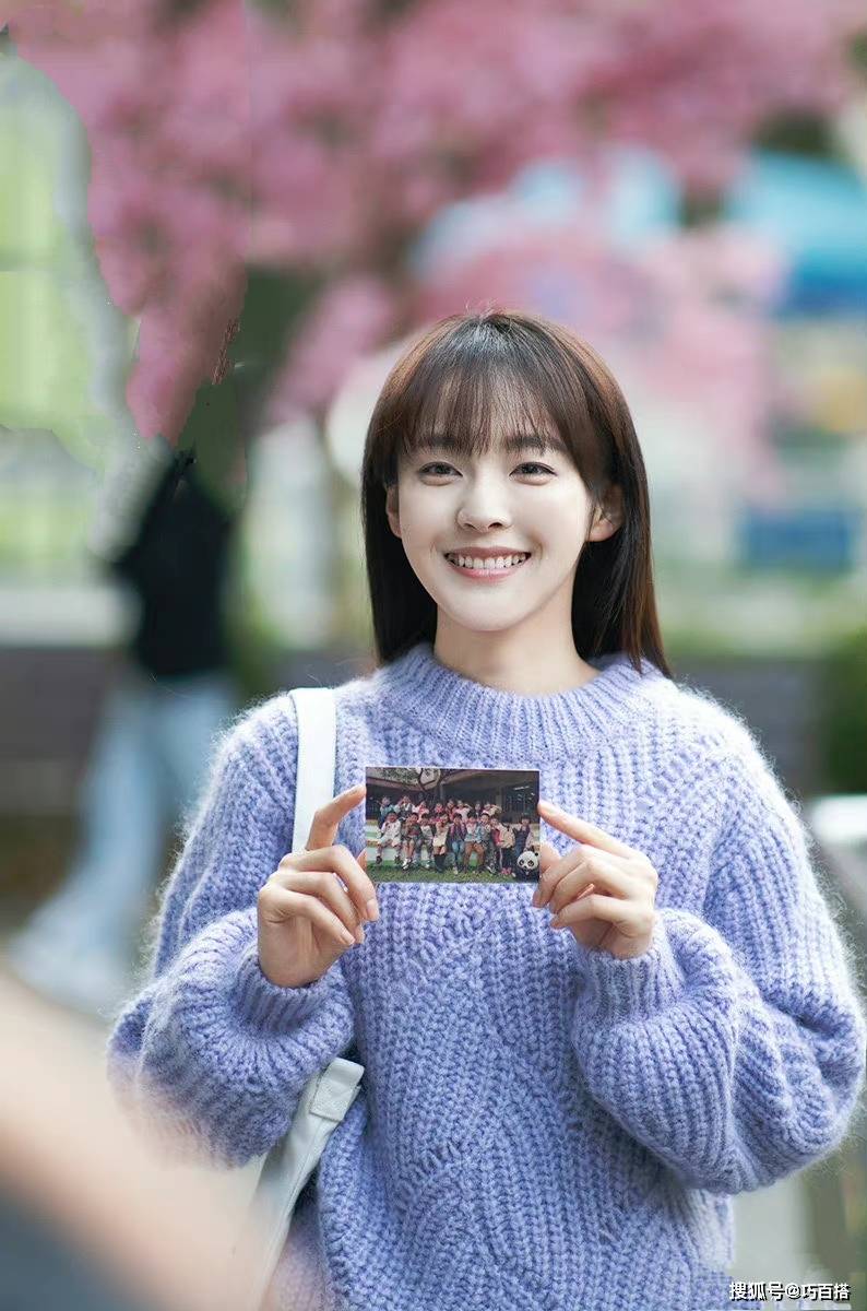 32岁张佳宁状态真得让人慕了私服造型甜美又乖巧像极了22岁