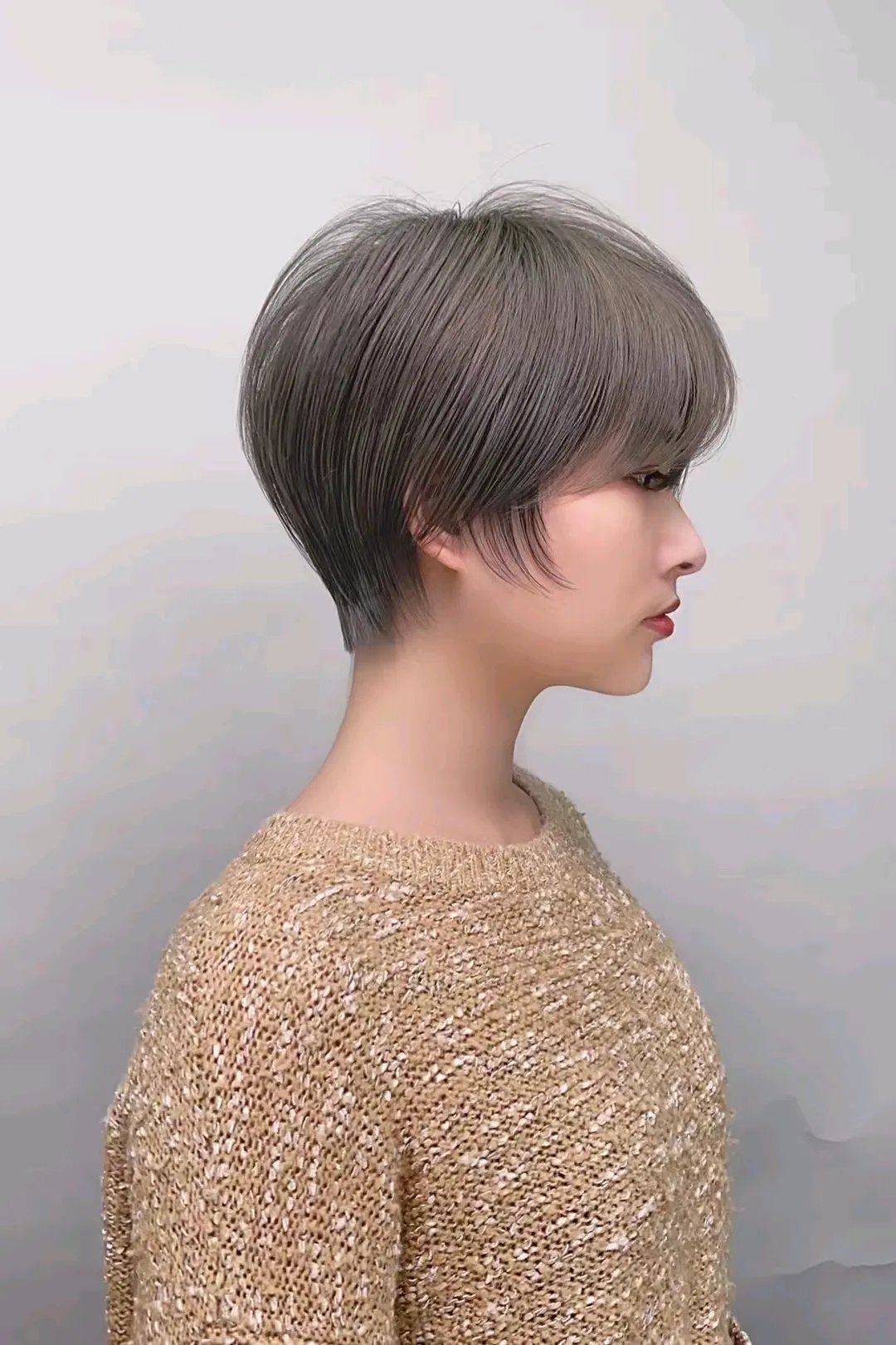 发型新春流行发型17款，好看时尚很心动，每款都想试一试