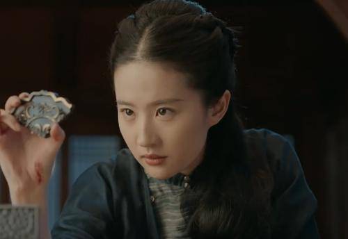 南烟斋笔录|刘亦菲新剧运气真“好”,积压4年热度不减反增,几位配角全火了