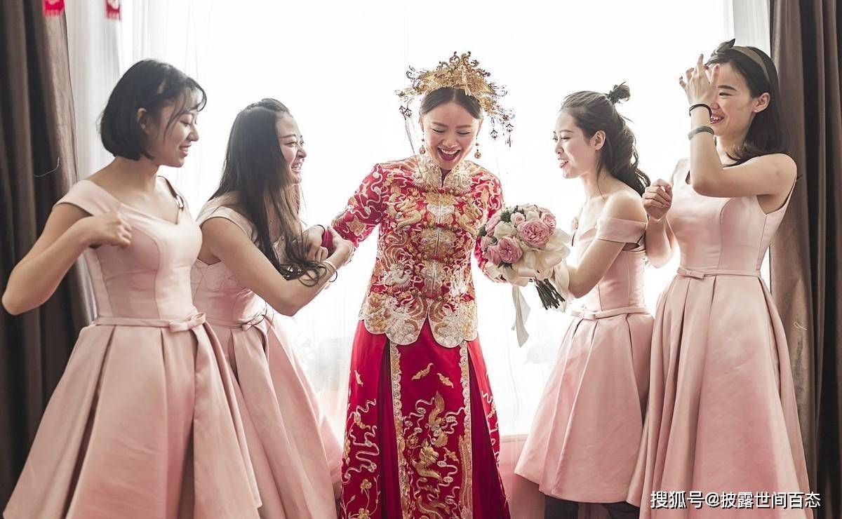 婚礼当天婆婆把婚戒换成便宜货，新娘怒摘凤冠：谁廉价你娶谁