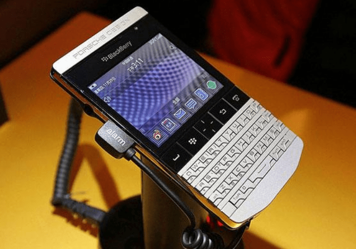 手机行业又一品牌陨落,黑莓5G手机,就此不再回来