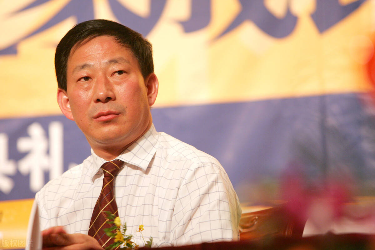 严介和:亏5万不如亏8万,有3万亿资产却不上市,儿子是新疆首富_建设