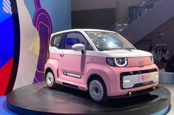 卖5万还配女王副驾 奇瑞qq冰淇淋情人节推特别版 首位车主白送 车型 设计 方面