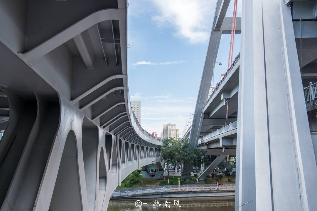 机动车|西宁冷门景点，贵为城市建筑标志，鲜有外地游客来打卡