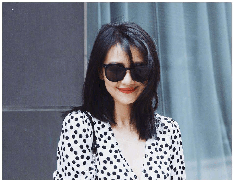 方脸别再削尖骨头动脸了,这5位女星告诉你,方脸才大气耐看且抗老