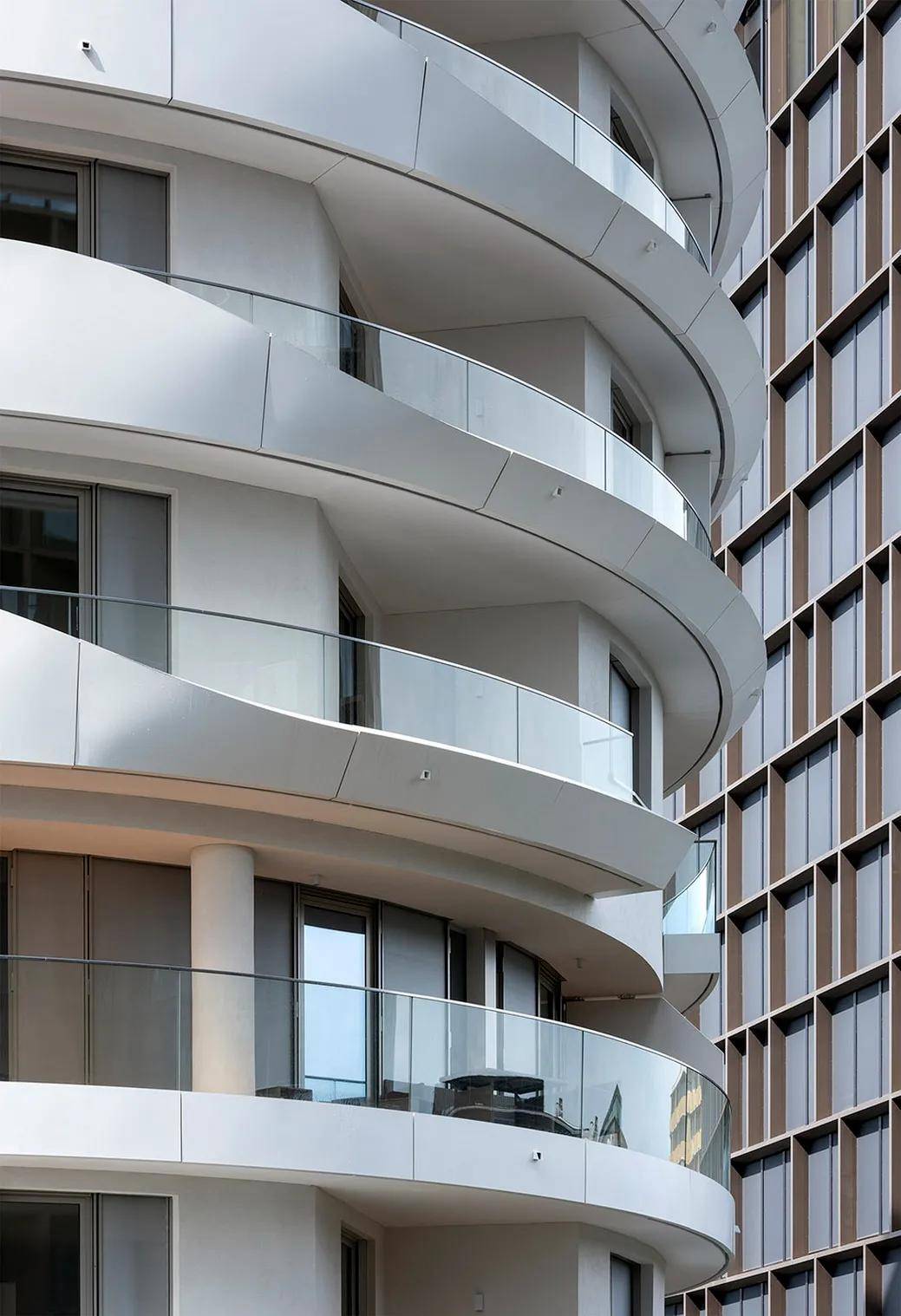 蓝天组新作 | 维也纳"丝带"公寓_阳台_belview_设计