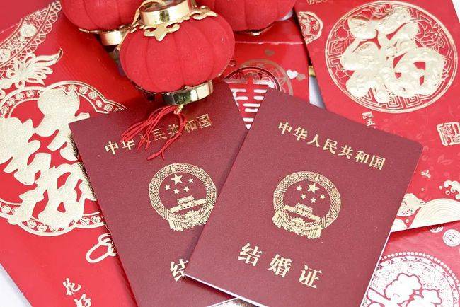 2021年,全省民政部门共办理结婚登记466947对,较2020年结婚登记总数