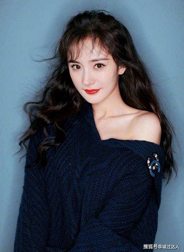 卷发脸上有这4个“特征”,就放弃“黑长直”吧!换上卷发会更女神