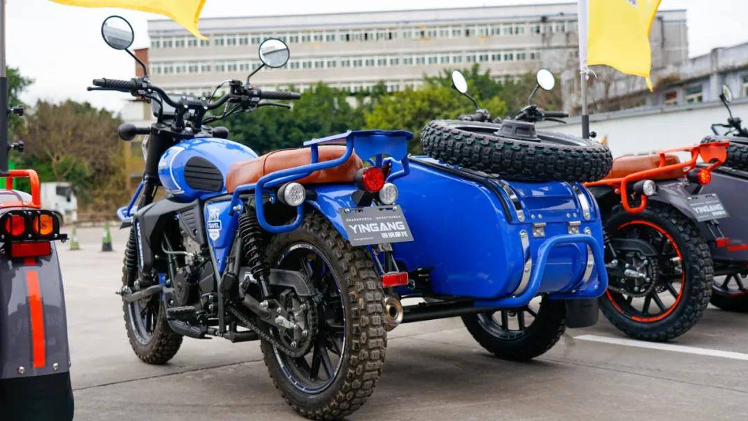 越野旅行两不误银钢更年轻的越野侉子suv500强势登场售价4万以内