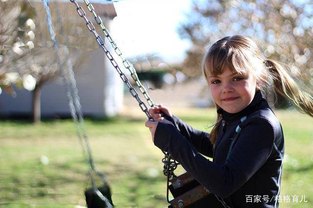 观众|秦海璐儿子患有先天性巨婴症，晒与4岁儿子合影，画面温馨