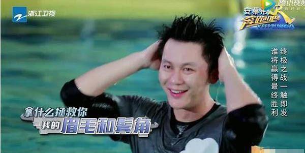 漂亮建议女生,不管多忙最好化“淡妆”,教你简单“4步”易学又漂亮