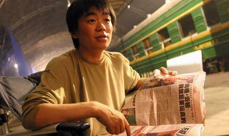 老唐|从一位“傻根”式人物角色，到执导演片的导演，王宝强经历什么？