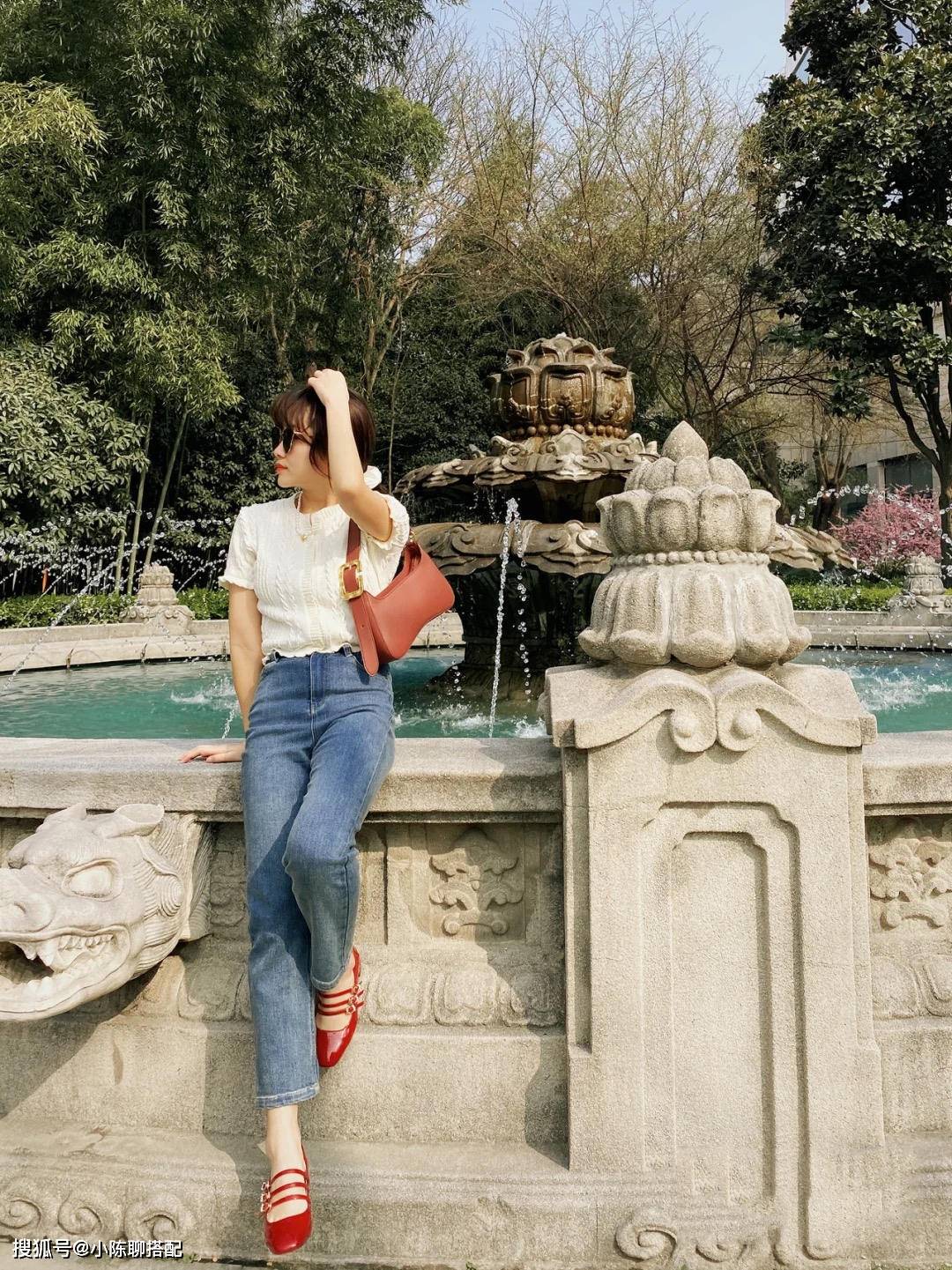 服装 难怪小个子博主都不穿老爹鞋了！今年流行的这双鞋太好看了