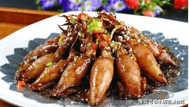 原创豆豉鲮鱼茄子煲吃起来香香的很美味简单易学家人都爱吃