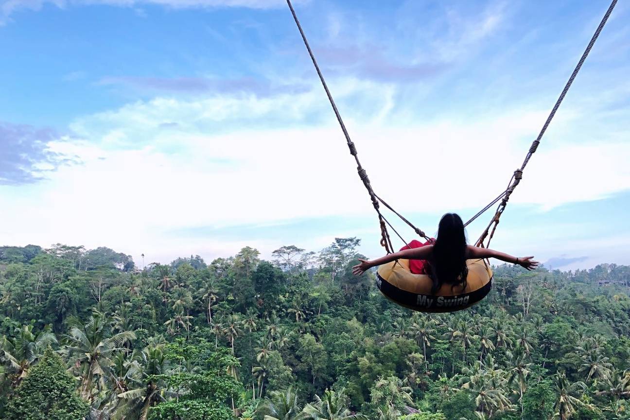 原创巴厘岛的网红秋千原来坐上去是这样的体验