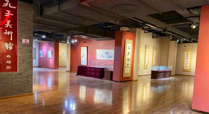 中国孔子美术馆聘请曹明权为客座教授