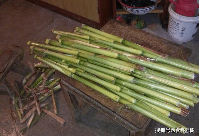 柿饼|5种儿时最难忘的天然零食，农村人常吃，城里人吃过一种就不错了