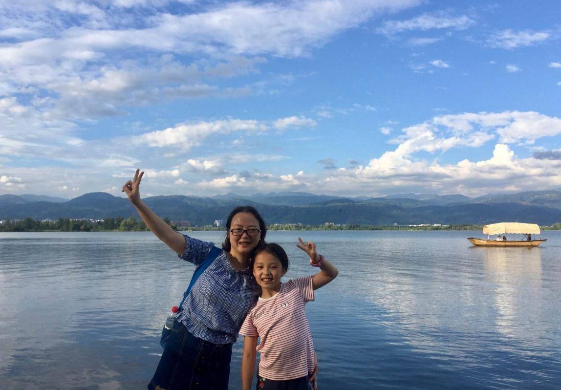 生活|48岁大妈怀双胞胎，丈夫和儿子支持：“没事，儿媳可以伺候月子”