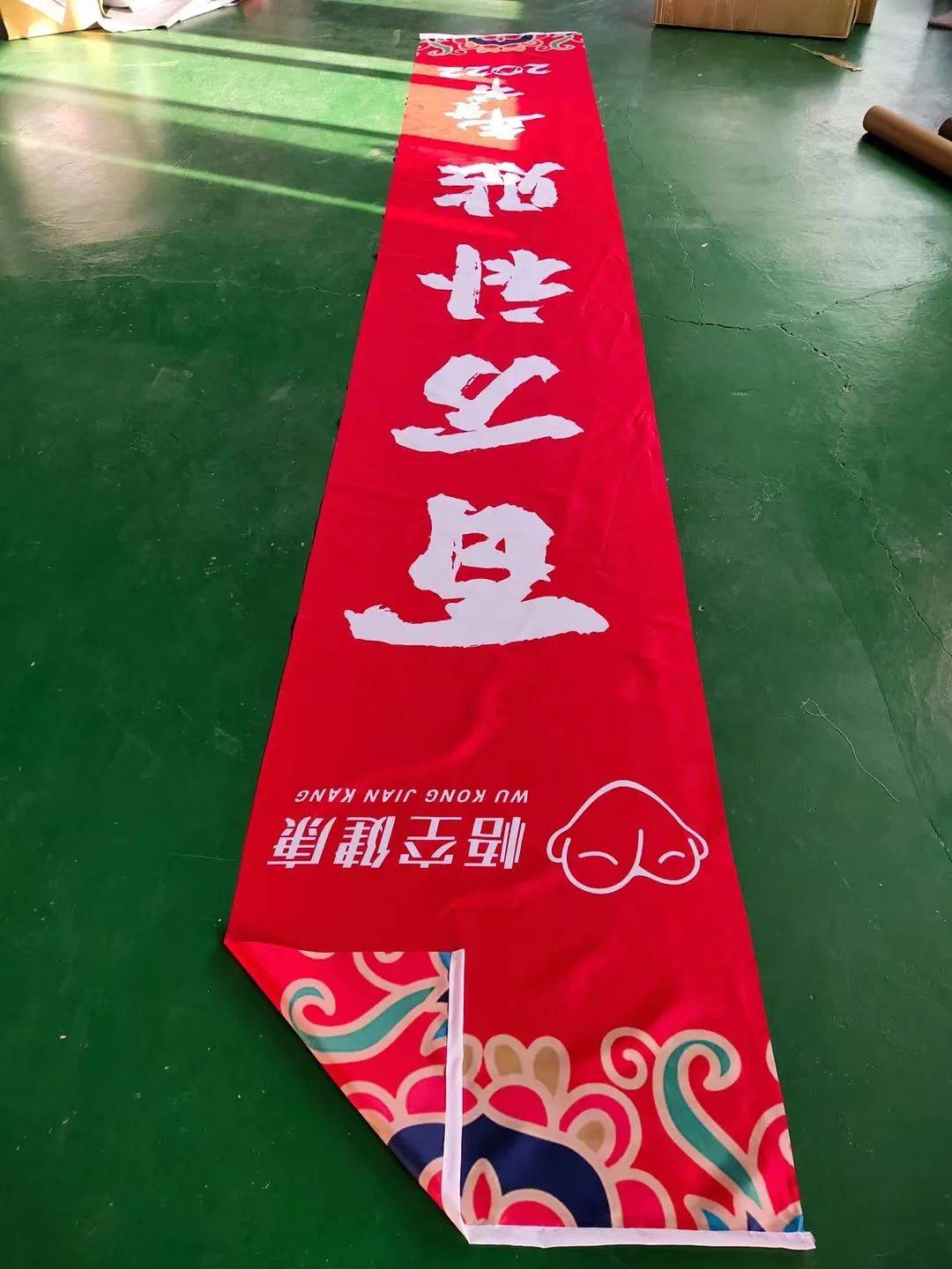 商场室内吊旗用什么材质不变形不翘边