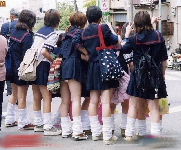 小孩子|日本女人冬天也穿短裙，难道不怕冷吗？为了身材还是单纯抗冻？