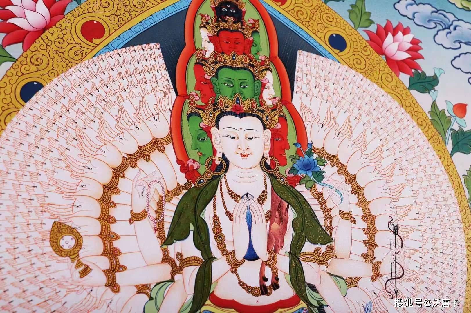 接下来请朋友们欣赏一组编号为138-498660的千手观音唐卡:从唐卡的