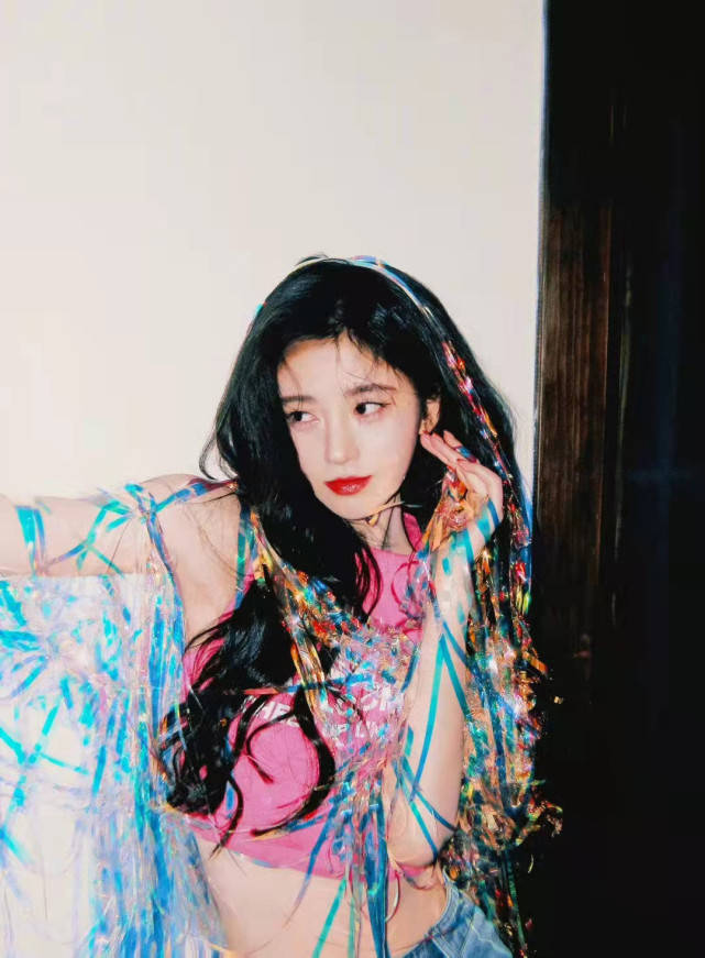 整体江苏五龙——换了新造型的鞠婧祎，气质温婉，更加大气