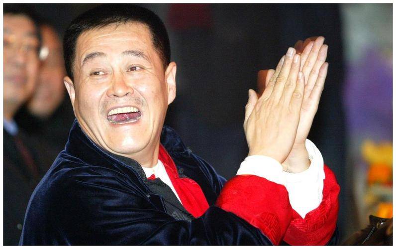 不管是不是临时安排,这些年北京刘老根大舞台少人关注,也是明摆着的