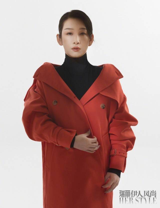 廓形 秦海璐如今颜值逆袭赢过刘涛!最新大片造型曝光美开挂,时尚感足