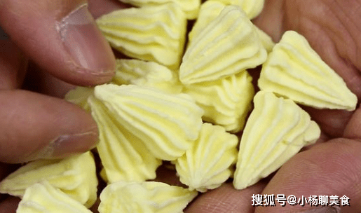 冰袋|那些年我们吃过的小零食，现在的你，是否还想再吃一次？