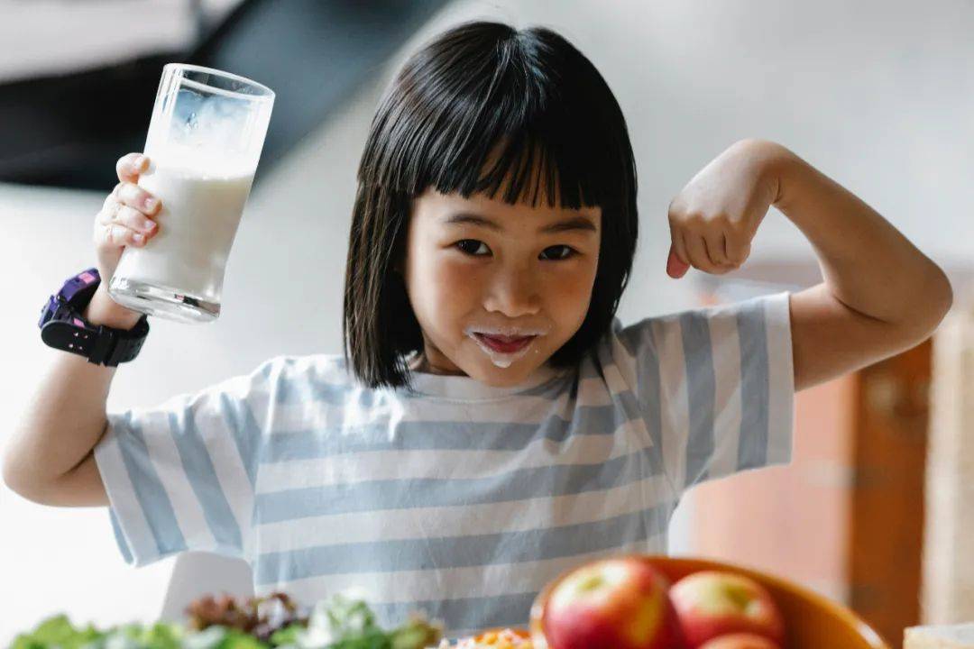早产奶粉排行榜_国产奶粉逆袭:新国货背后的新消费力量