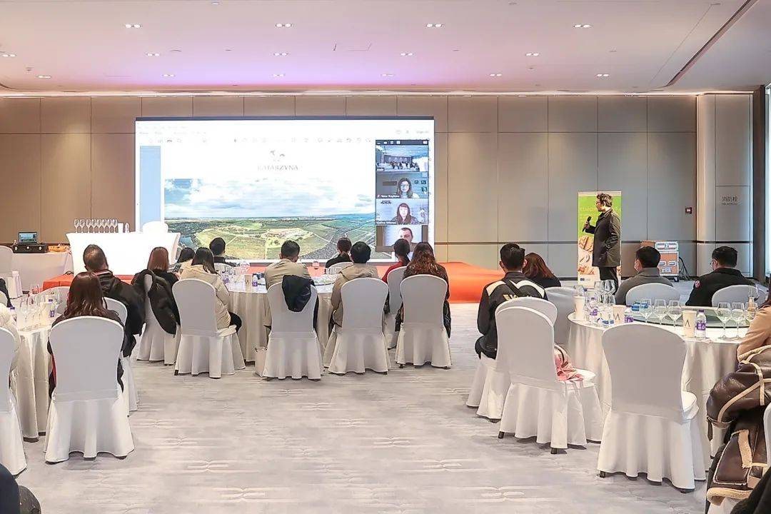 启航|2022科通全国巡展盛大启航!2.24广州巡展人潮汹涌,激活虎年酒市澎湃动力