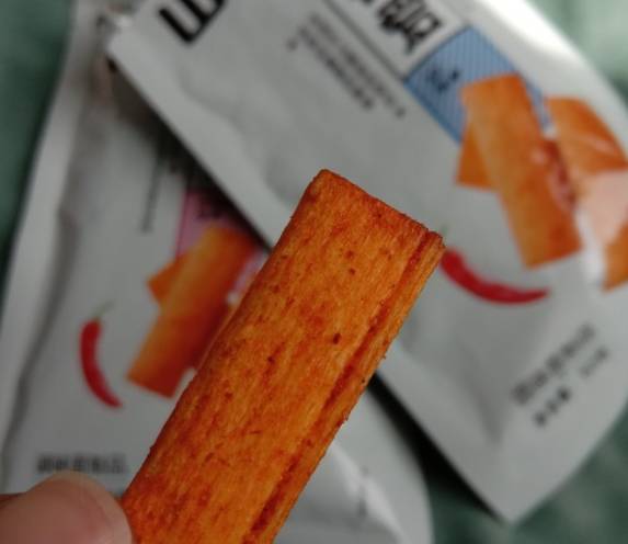 外皮|建议大家:逛超市碰到这5种零食,别犹豫!虽然便宜但巨好吃!