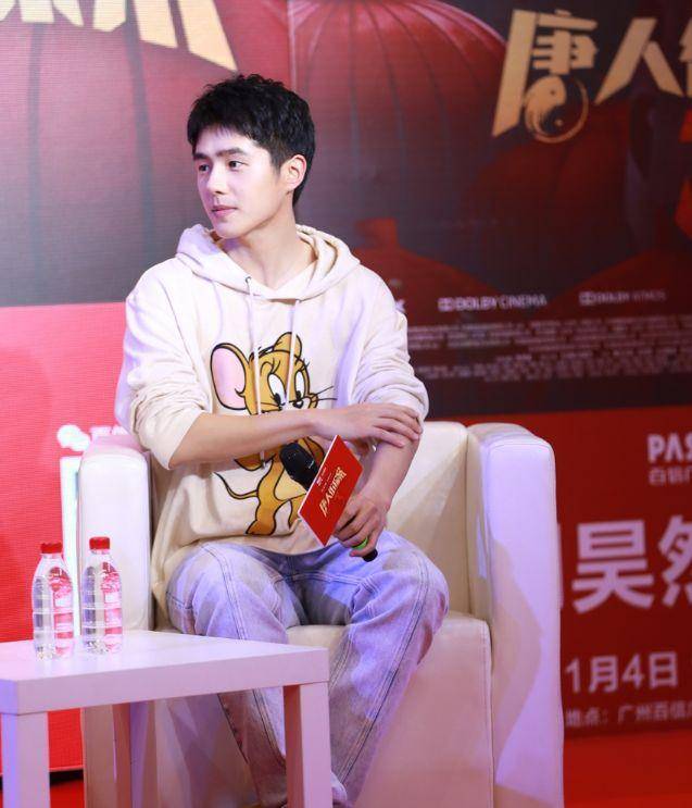 刘昊然为《唐探3》再路演,疯狂刷屏为作品宣传尽心尽力_王宝强_进行