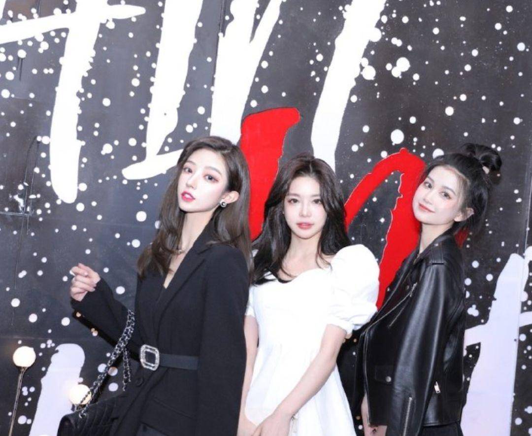 雪梨年会不仅是网红脸连连看,还送豪车,爱马仕,百万现金!