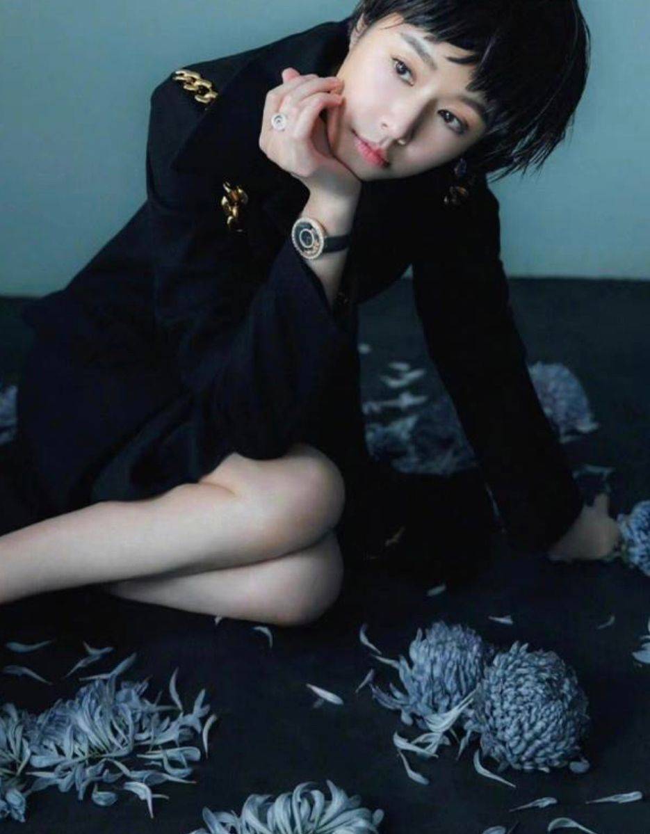 长发有种“换脸”叫林心如剪短发，本以为会很难看，却意外洋气高级