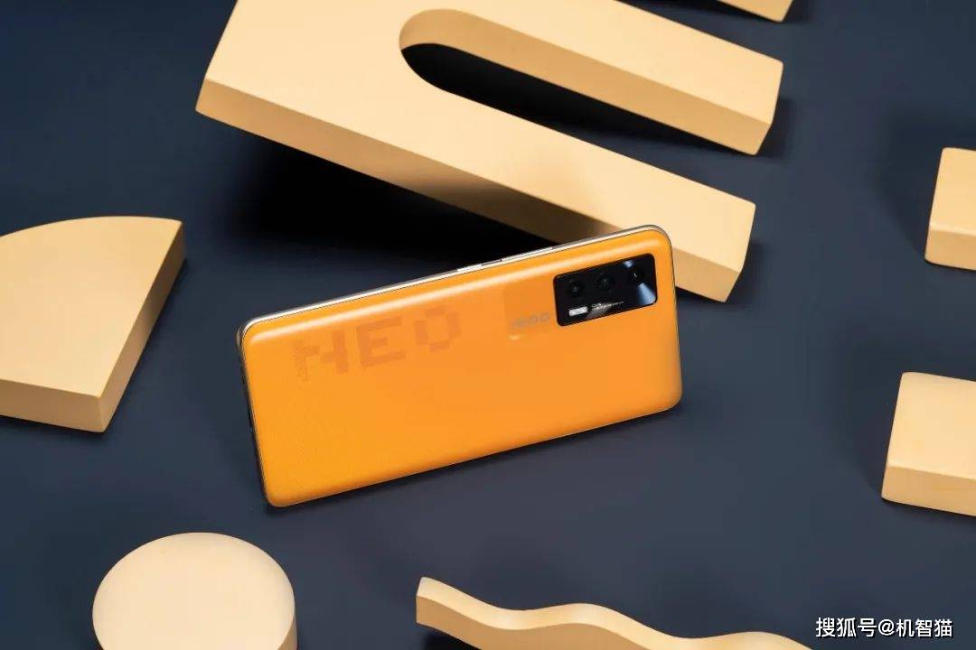 2022年最新购机指南：众多老款旗舰价格探底，全价位手机推荐！