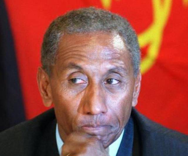 太平洋岛国首位华人总理,先后四次访问中国,专程回老家寻根祭祖_巴新_