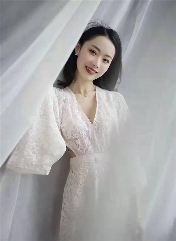 理念 沫白婚纱礼服：用婚纱的极致浪漫打动客户，满足所有的婚纱幻想