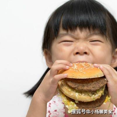 食品|四种最影响孩子身高发育的零食，尤其是第二种，严重可导致痴呆