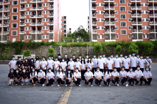面具活动优秀毕业生黄泽玲2020年6月毕业于广州华商职业学院会计专业