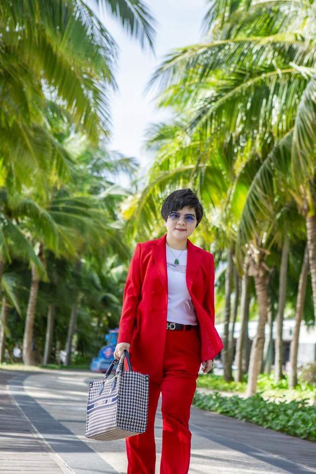 中乐汇中国名人俱乐部理事会员2022访谈录杨秀玉