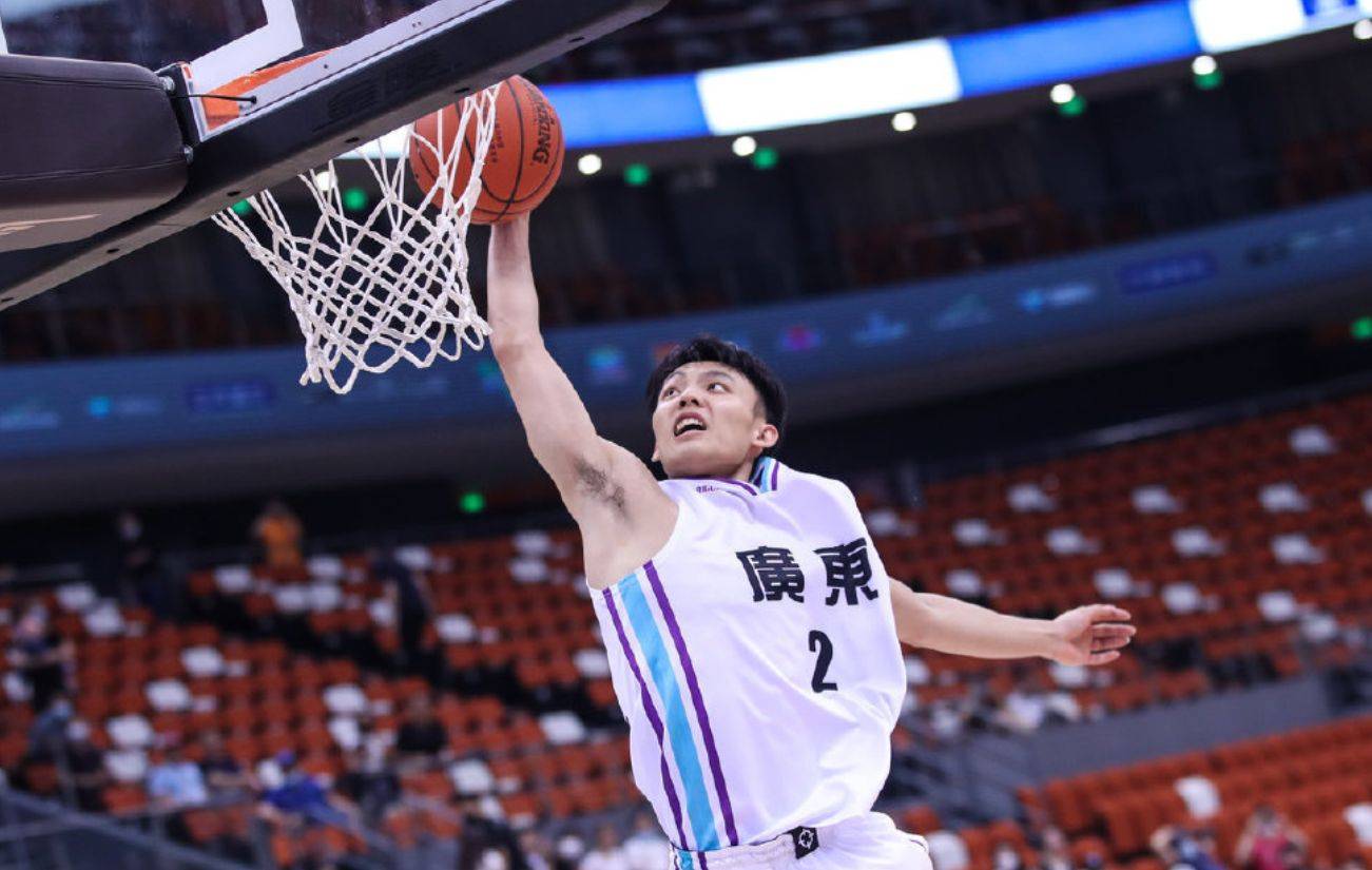 原创宏远好消息赵睿确定今晚复出徐杰秀扣篮成功汤杰也迎首秀