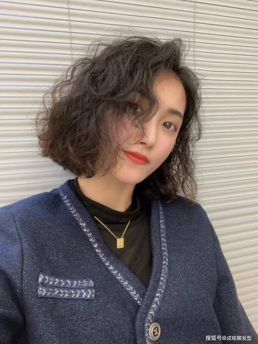 发型发量少的女生适合什么发型?这三种发型显发量又好看,建议你选择
