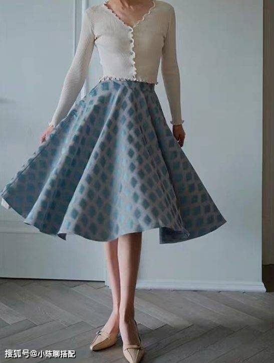 关键 春季穿半裙如何避免廉价感？这“3穿3不穿”很关键