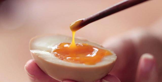 肠胃|早餐不能喝“小米粥”?医生:除了粥,这3种早餐也请列入黑名单