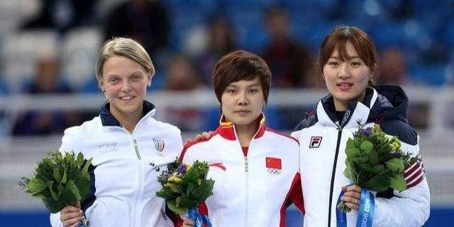 冬奥会比赛,天选之人,开赛10妙锁定金牌_李坚柔_选手_布拉德伯里