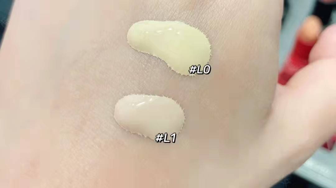 官宣最近大热的3款“粉底液”测评,优缺点都说明白了,照着买不会错