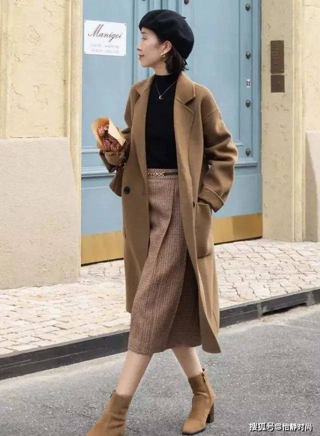 颜色 上了年纪的大妈,开春尽量别穿这3种衣服!廉价显老,拍照也很土