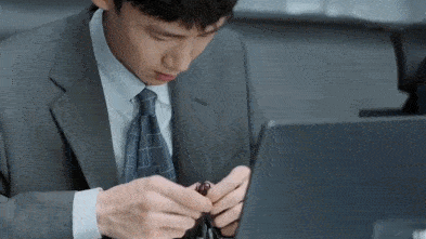 因为|男二号专业户白敬亭，可算“上位”了