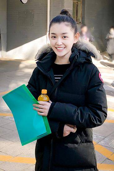 大家如此关心郭麒麟的女朋友,主要是郭麒麟一直声称想恋爱,加上他又不